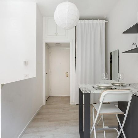 Bright Apt 600Mt From Viale Zara! Mailand Exterior foto